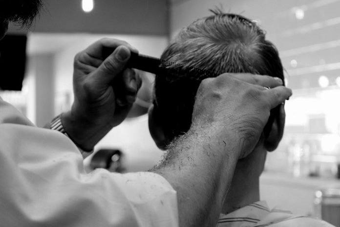 grzebienie fryzjerskie