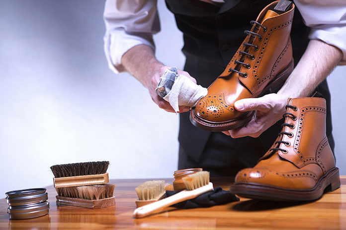 Jak czyścić i impregnować skórzane obuwie?